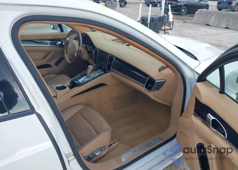 2014 Porsche Panamera 4 from USA, damaged, VIN WP0AA2A73EL011587